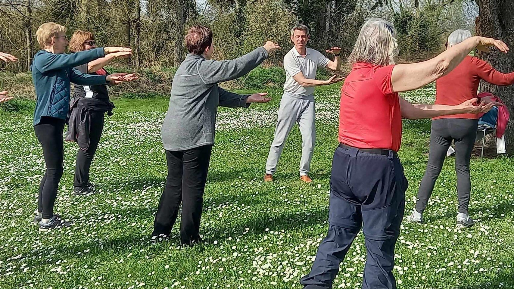 Cours de Qi Gong et Méditation pour séniors à Beaurieux (02)